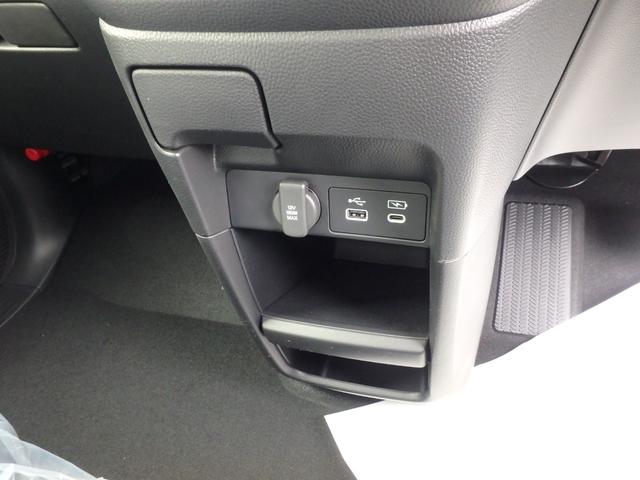 ステップワゴン スパーダ 登録済未使用車 リアカメラ 両側電動スライドドア スマートキー プッシュスタート 衝突防止軽減ブレーキ LEDヘッドライト レーンサポート ソナー クルーズコントロール Wシートヒーター パワーゲート(43枚目)