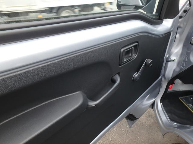 ハイゼットトラック スタンダード 届出済未使用車 スマートアシストレス 4WD 5MT アイドリングストップ ソナー オートライト Wエアバック(10枚目)