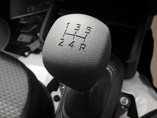 ハイゼットトラック スタンダード 届出済未使用車 スマートアシストレス 4WD 5MT アイドリングストップ ソナー オートライト Wエアバック(9枚目)