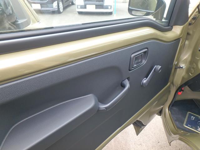 ハイゼットトラック スタンダード 届出済未使用車 4WD 衝突防止軽減ブレーキ レーンサポート ソナー アイドリングストップ デフロック Wエアバック オートライト(10枚目)