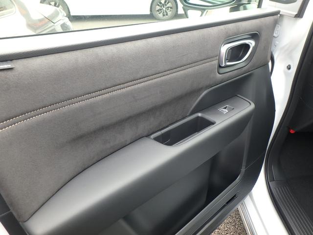 ステップワゴン e:HEVスパーダ プレミアムライン 登録済未使用車 リアカメラ 両側電動スライドドア 衝突防止軽減ブレーキ スマートキー プッシュスタート LEDヘッドライト レーンサポート ソナー クルーズコントロール パワーゲート Wシートヒーター(12枚目)