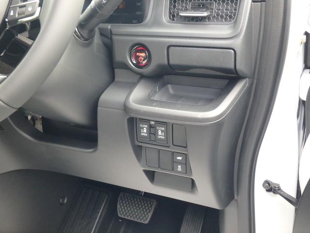 ステップワゴン e:HEVスパーダ プレミアムライン 登録済未使用車 リアカメラ 両側電動スライドドア 衝突防止軽減ブレーキ スマートキー プッシュスタート LEDヘッドライト レーンサポート ソナー クルーズコントロール パワーゲート Wシートヒーター(24枚目)