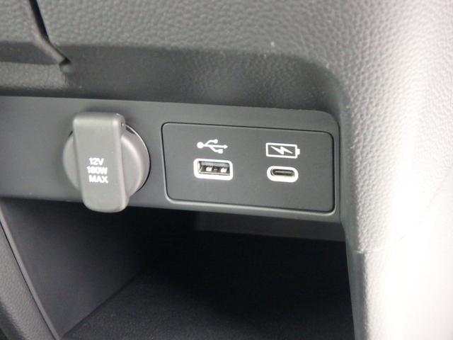 ステップワゴン e:HEVスパーダ プレミアムライン 登録済未使用車 リアカメラ 両側電動スライドドア 衝突防止軽減ブレーキ スマートキー プッシュスタート LEDヘッドライト レーンサポート ソナー クルーズコントロール パワーゲート Wシートヒーター(41枚目)