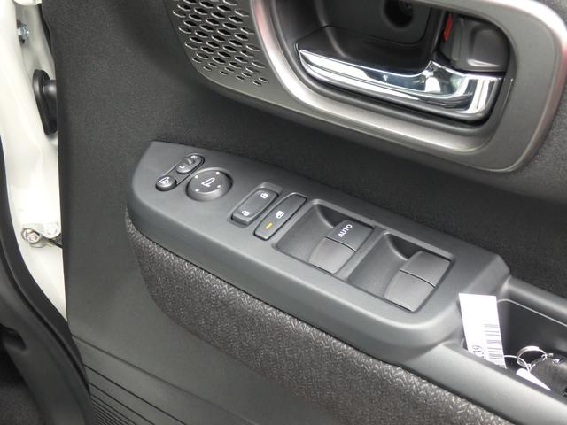 Ｎ－ＢＯＸカスタム ベースグレード　届出済未使用車　リアカメラ　左側電動スライドドア　衝突防止軽減ブレーキ　スマートキー　プッシュスタート　ＬＥＤヘッドライト　Ｗシートヒーター　レーンサポート　ソナー　クルーズコントロール（20枚目）