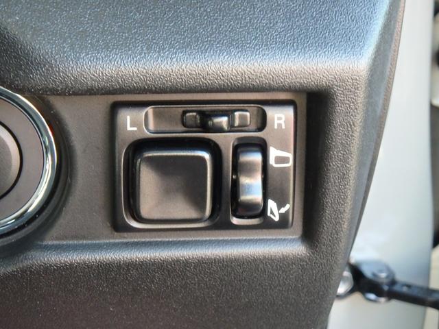 ジムニー XC ETC リアカメラ 衝突防止軽減ブレーキ スマートキー プッシュスタート LEDヘッドライト レーンサポート ソナー クルーズコントロール アイドリングストップ Wシートヒーター オートライト 4WD(28枚目)