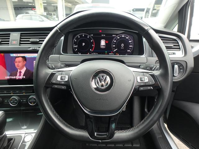 ゴルフ ＴＳＩコンフォートライン　テックエディション　ＥＴＣ２．０　ナビ　バックカメラ　ＬＥＤヘッドライト　スマートキー　プッシュスタート　レーンサポート　オートライト　オートエアコン　サイドＷエアバック　電動格納ミラー（9枚目）