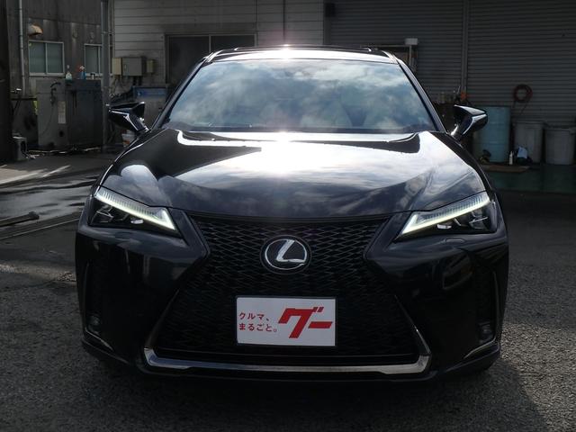 ＵＸ ＵＸ２００　Ｆスポーツ　サンルーフ　ＥＴＣ２．０　ナビ　リアカメラ　スマートキー　プッシュスタート　衝突防止軽減ブレーキ　ＬＥＤヘッドライト　レーンサポート　ソナー　クルーズコントロール　ハンドルシフト　パワーゲート（2枚目）