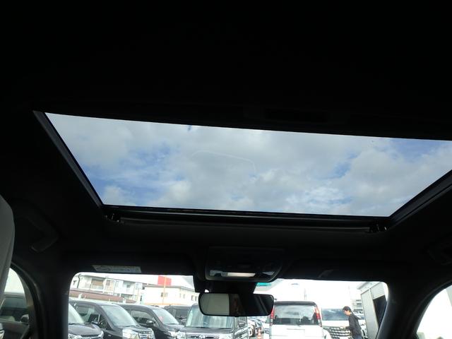 ＵＸ ＵＸ２００　Ｆスポーツ　サンルーフ　ＥＴＣ２．０　ナビ　リアカメラ　スマートキー　プッシュスタート　衝突防止軽減ブレーキ　ＬＥＤヘッドライト　レーンサポート　ソナー　クルーズコントロール　ハンドルシフト　パワーゲート（21枚目）