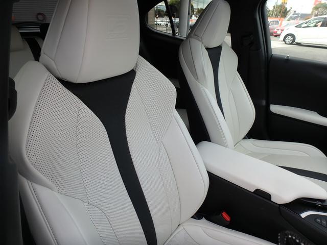 ＵＸ ＵＸ２００　Ｆスポーツ　サンルーフ　ＥＴＣ２．０　ナビ　リアカメラ　スマートキー　プッシュスタート　衝突防止軽減ブレーキ　ＬＥＤヘッドライト　レーンサポート　ソナー　クルーズコントロール　ハンドルシフト　パワーゲート（25枚目）