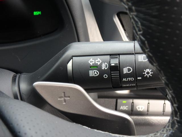 ＵＸ ＵＸ２００　Ｆスポーツ　サンルーフ　ＥＴＣ２．０　ナビ　リアカメラ　スマートキー　プッシュスタート　衝突防止軽減ブレーキ　ＬＥＤヘッドライト　レーンサポート　ソナー　クルーズコントロール　ハンドルシフト　パワーゲート（31枚目）