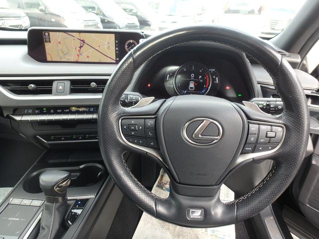 ＵＸ ＵＸ２００　Ｆスポーツ　サンルーフ　ＥＴＣ２．０　ナビ　リアカメラ　スマートキー　プッシュスタート　衝突防止軽減ブレーキ　ＬＥＤヘッドライト　レーンサポート　ソナー　クルーズコントロール　ハンドルシフト　パワーゲート（38枚目）