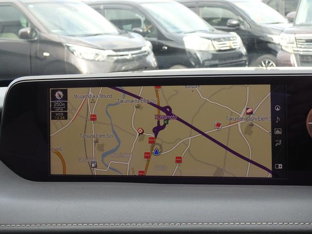 ＵＸ ＵＸ２００　Ｆスポーツ　サンルーフ　ＥＴＣ２．０　ナビ　リアカメラ　スマートキー　プッシュスタート　衝突防止軽減ブレーキ　ＬＥＤヘッドライト　レーンサポート　ソナー　クルーズコントロール　ハンドルシフト　パワーゲート（40枚目）