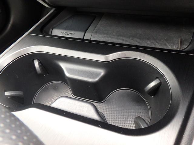 ＵＸ ＵＸ２００　Ｆスポーツ　サンルーフ　ＥＴＣ２．０　ナビ　リアカメラ　スマートキー　プッシュスタート　衝突防止軽減ブレーキ　ＬＥＤヘッドライト　レーンサポート　ソナー　クルーズコントロール　ハンドルシフト　パワーゲート（46枚目）