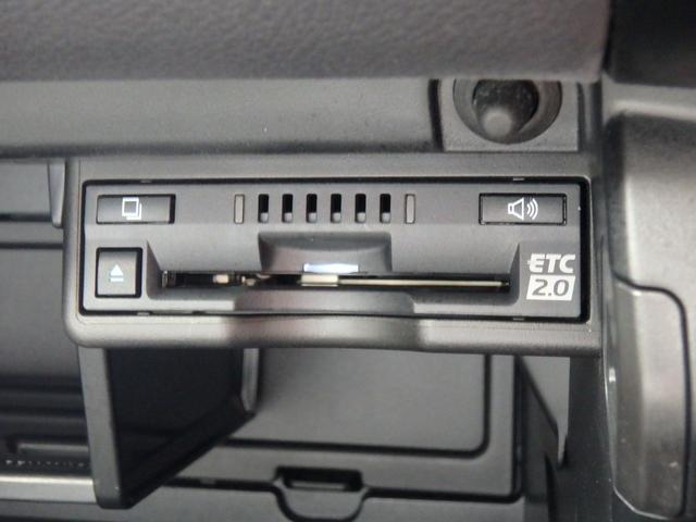 ＵＸ ＵＸ２００　Ｆスポーツ　サンルーフ　ＥＴＣ２．０　ナビ　リアカメラ　スマートキー　プッシュスタート　衝突防止軽減ブレーキ　ＬＥＤヘッドライト　レーンサポート　ソナー　クルーズコントロール　ハンドルシフト　パワーゲート（54枚目）