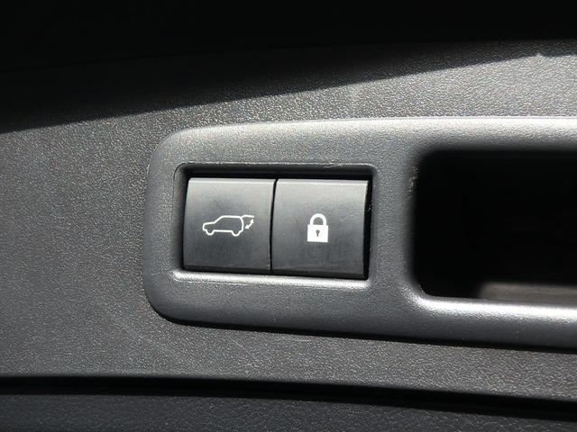 ＵＸ ＵＸ２００　Ｆスポーツ　サンルーフ　ＥＴＣ２．０　ナビ　リアカメラ　スマートキー　プッシュスタート　衝突防止軽減ブレーキ　ＬＥＤヘッドライト　レーンサポート　ソナー　クルーズコントロール　ハンドルシフト　パワーゲート（73枚目）