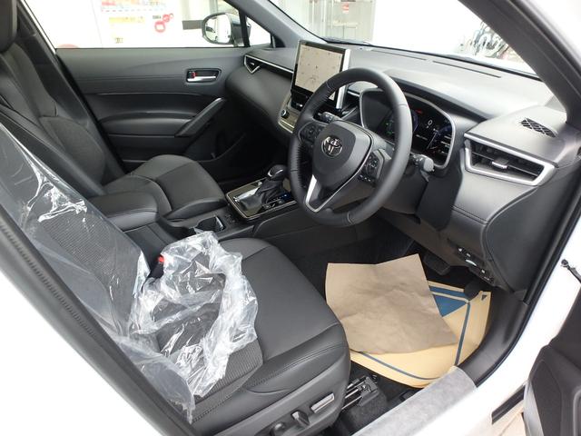 カローラクロス ハイブリッド Z 登録済未使用車 前後ドライブレコーダー ETC2.0 全方位カメラ ナビ リアカメラ 衝突防止軽減ブレーキ スマートキー LEDヘッドライト レーンサポート ソナー クルーズコントロール オートライト(8枚目)