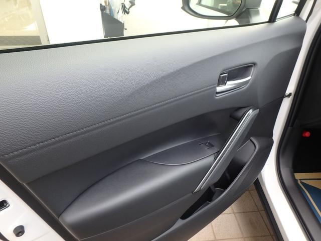 カローラクロス ハイブリッド Z 登録済未使用車 前後ドライブレコーダー ETC2.0 全方位カメラ ナビ リアカメラ 衝突防止軽減ブレーキ スマートキー LEDヘッドライト レーンサポート ソナー クルーズコントロール オートライト(12枚目)