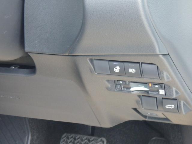 カローラクロス ハイブリッド Z 登録済未使用車 前後ドライブレコーダー ETC2.0 全方位カメラ ナビ リアカメラ 衝突防止軽減ブレーキ スマートキー LEDヘッドライト レーンサポート ソナー クルーズコントロール オートライト(24枚目)