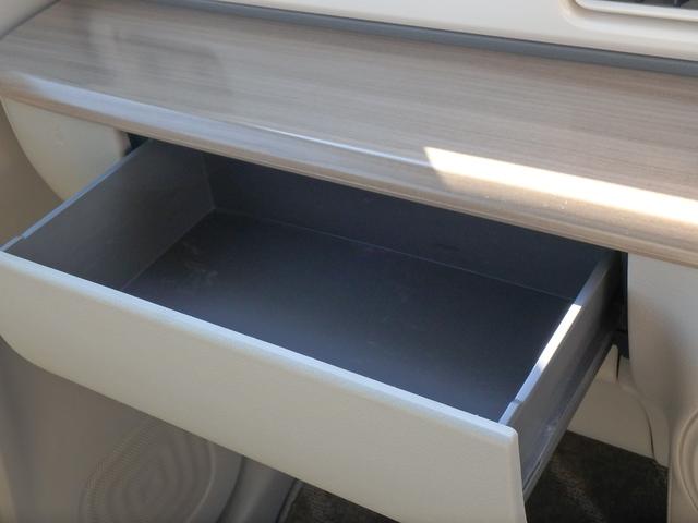 アルトラパン Ｓ　全方位モニター付メモリーナビ装着車　ドライブレコーダー　ＥＴＣ　リアカメラ　スマートキー　プッシュスタート　衝突防止軽減ブレーキ　アイドリングストップ　Ｒシートヒーター　オートライト　Ｗエアバッグ（38枚目）