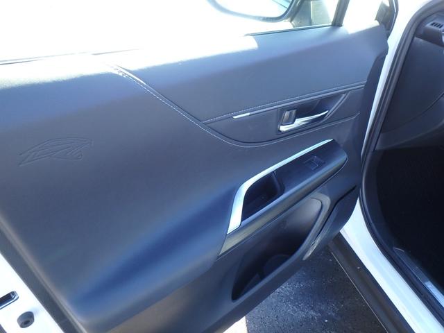 ハリアー Ｚ　前後ドライブレコーダー　ＥＴＣ２．０　全方位カメラ　モデリスタエアロ　ナビ　リアカメラ　衝突防止軽減ブレーキ　スマートキー　プッシュスタート　ＬＥＤヘッドライト　レーンサポート　ソナー　パワーシート（13枚目）