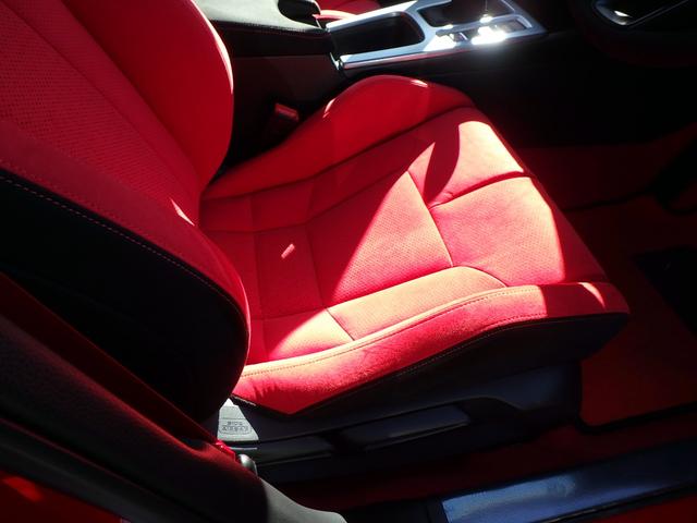 シビック タイプＲ　登録済未使用車　ＥＴＣ２．０　ナビ　リアカメラ　スマートキー　プッシュスタート　衝突防止軽減ブレーキ　ＬＥＤヘッドライト　６ＭＴ　レーンサポート　ソナー　クルーズコントロール　オートライト（25枚目）