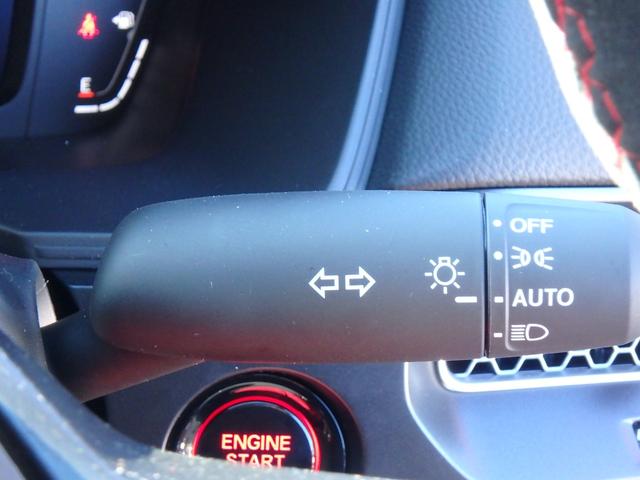 シビック タイプＲ　登録済未使用車　ＥＴＣ２．０　ナビ　リアカメラ　スマートキー　プッシュスタート　衝突防止軽減ブレーキ　ＬＥＤヘッドライト　６ＭＴ　レーンサポート　ソナー　クルーズコントロール　オートライト（29枚目）