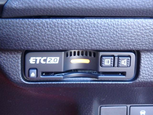 シビック タイプＲ　登録済未使用車　ＥＴＣ２．０　ナビ　リアカメラ　スマートキー　プッシュスタート　衝突防止軽減ブレーキ　ＬＥＤヘッドライト　６ＭＴ　レーンサポート　ソナー　クルーズコントロール　オートライト（32枚目）