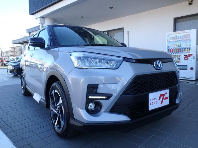 ライズ Ｚ　登録済未使用車　ＨＶ　全方位カメラ　リアカメラ　ＬＥＤヘッドライト　衝突防止軽減ブレーキ　スマートキー　プッシュスタート　レーンサポート　ソナー　クルーズコントロール　Ｗシートヒーター　オートライト（3枚目）