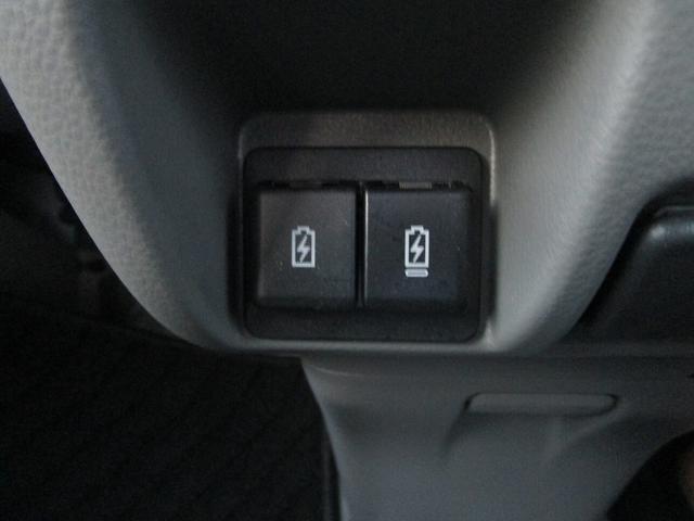 エブリイ ＰＡリミテッド　４ＷＤ　衝突被害軽減ブレーキ　４ＷＤ　アイドリングストップ　ＣＶＴ　ＡＭ／ＦＭラジオ　マニュアルエアコン　パワステ　パワーウィンドウ　キーレスエントリー　オートライト　両側スライドドア　スモークガラス　ＥＳＰ（22枚目）