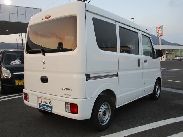エブリイ ＰＡリミテッド　４ＷＤ　衝突被害軽減ブレーキ　４ＷＤ　アイドリングストップ　ＣＶＴ　ＡＭ／ＦＭラジオ　マニュアルエアコン　パワステ　パワーウィンドウ　キーレスエントリー　オートライト　両側スライドドア　スモークガラス　ＥＳＰ（52枚目）