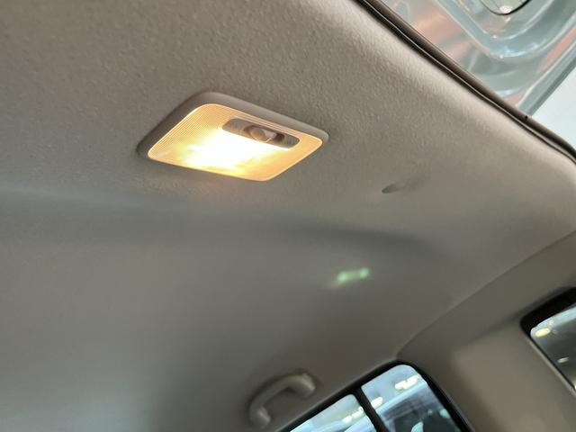 ハスラー ハイブリッドGターボ デュアルカメラブレーキサポート マイルドハイブリッド CD CVT パドルシフトオートエアコン リモコンキー キーレススタート オートライト シートヒーター オーディオスイッチ ACC ETC ESP(17枚目)