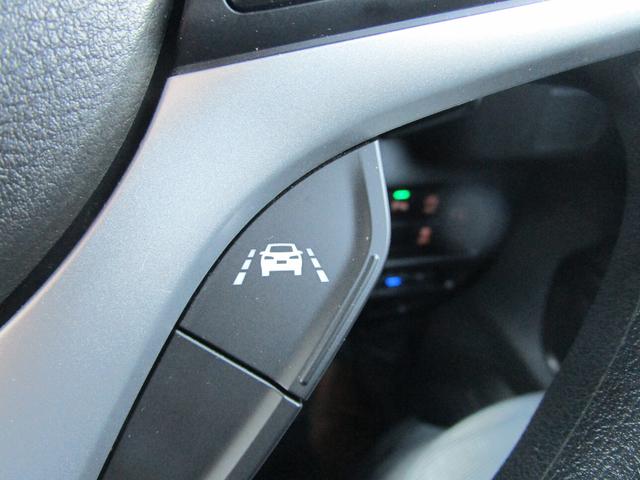 ハスラー ハイブリッドGターボ デュアルカメラブレーキサポート マイルドハイブリッド CD CVT パドルシフトオートエアコン リモコンキー キーレススタート オートライト シートヒーター オーディオスイッチ ACC ETC ESP(26枚目)