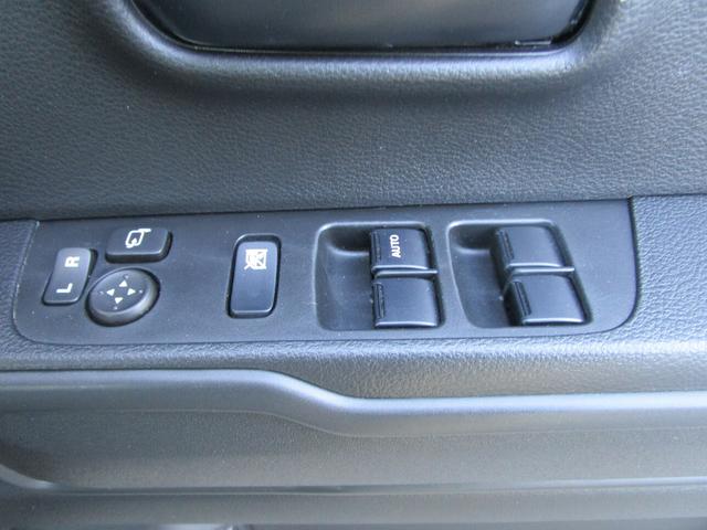 ハスラー ハイブリッドGターボ デュアルカメラブレーキサポート マイルドハイブリッド CD CVT パドルシフトオートエアコン リモコンキー キーレススタート オートライト シートヒーター オーディオスイッチ ACC ETC ESP(27枚目)