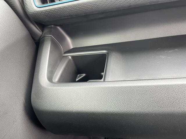 ワゴンＲ ハイブリッドＦＺ　デュアルセンサーブレーキサポート　マイルドハイブリッド　ナビ　全方位カメラ　ＣＶＴ　オートエアコン　リモコンキー　キーレススタート　オートライト　シートヒーター　オーディオスイッチ　ドラレコ　ＬＥＤ（32枚目）