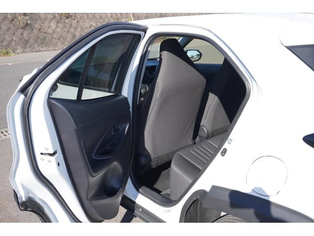 ヤリスクロス X ナビ Bluetooth USB ETC バックカメラ コーナーセンサー ドライブレコーダー 車線逸脱警報 衝突軽減装置 オートライト オートハイビーム アダクティブクルーズコントロール スマートキー(18枚目)