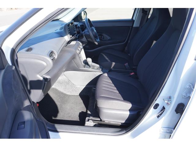 ヤリスクロス X ナビ Bluetooth USB ETC バックカメラ コーナーセンサー ドライブレコーダー 車線逸脱警報 衝突軽減装置 オートライト オートハイビーム アダクティブクルーズコントロール スマートキー(36枚目)