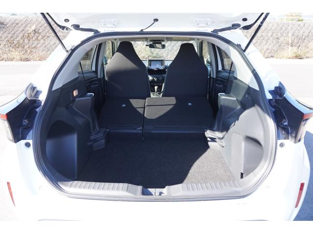 ヤリスクロス X ナビ Bluetooth USB ETC バックカメラ コーナーセンサー ドライブレコーダー 車線逸脱警報 衝突軽減装置 オートライト オートハイビーム アダクティブクルーズコントロール スマートキー(14枚目)