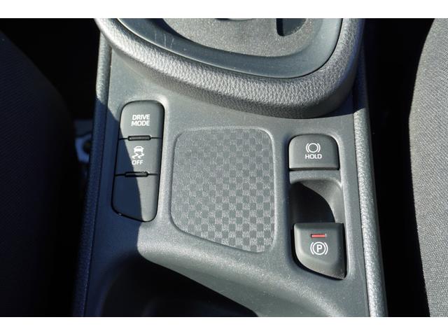 ヤリスクロス X ナビ Bluetooth USB ETC バックカメラ コーナーセンサー ドライブレコーダー 車線逸脱警報 衝突軽減装置 オートライト オートハイビーム アダクティブクルーズコントロール スマートキー(24枚目)