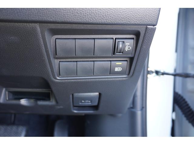 ヤリスクロス X ナビ Bluetooth USB ETC バックカメラ コーナーセンサー ドライブレコーダー 車線逸脱警報 衝突軽減装置 オートライト オートハイビーム アダクティブクルーズコントロール スマートキー(26枚目)