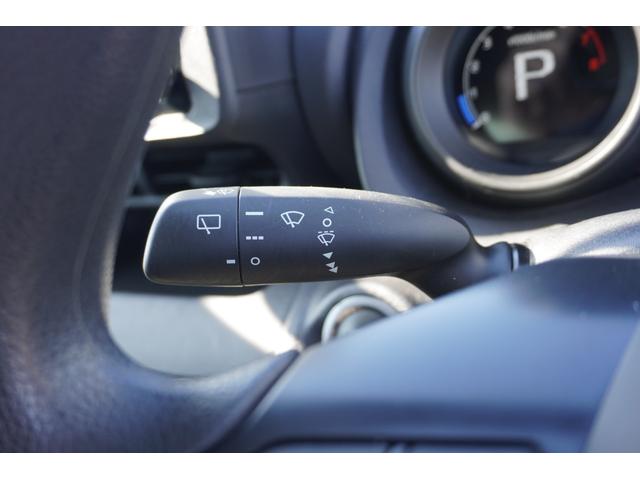 ヤリスクロス X ナビ Bluetooth USB ETC バックカメラ コーナーセンサー ドライブレコーダー 車線逸脱警報 衝突軽減装置 オートライト オートハイビーム アダクティブクルーズコントロール スマートキー(32枚目)