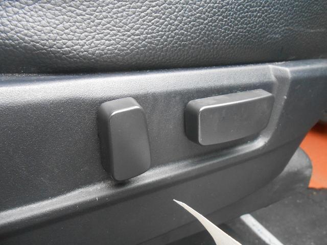 アウトランダーＰＨＥＶ Ｇセーフティパッケージ　ブルートゥース　ハイブリット（13枚目）