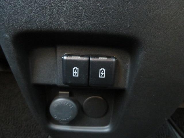 スペーシアギア ハイブリッドＸＺ　ブレーキサポート　ナビ　Ｂｌｕｅｔｏｏｔｈ　フルセグテレビ　前後ドライブレコーダー　シートヒーター　ＥＴＣ　ＬＥＤヘッドライト　禁煙車　スマートキー　サイドエアバッグ（18枚目）