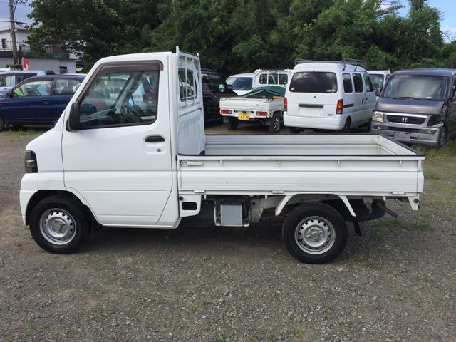 クリッパートラック 　車検整備付き　エアコン　エアバック　５速車（4枚目）