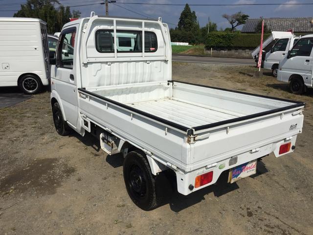 キャリイトラック 　４ＷＤ　５速車　車検Ｒ８年１１月　エアコン　パワステ（7枚目）