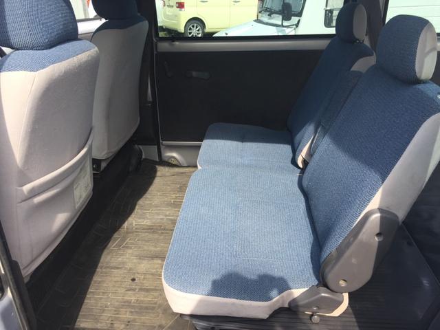 サンバーバン 　車検整備付き　タイミングＢ交換済　５速車　エアコン　パワステ　エアバック　リモコンキー付き（18枚目）