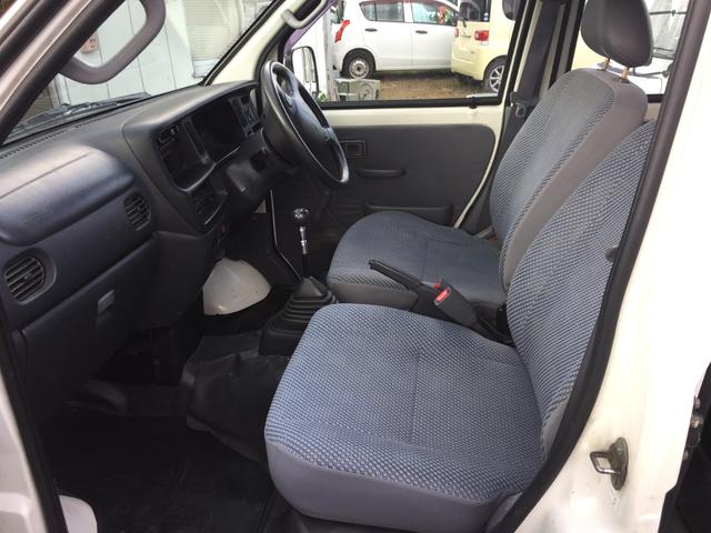 ハイゼットカーゴ デッキバン　４ＷＤ　車検整備付き　エアコン　パワステ付き　ＷエアＢ　５速車　タイミングＢ交換済み（11枚目）