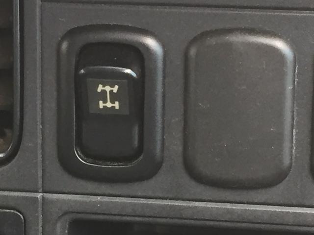 ハイゼットカーゴ デッキバン　４ＷＤ　車検整備付き　エアコン　パワステ付き　ＷエアＢ　５速車　タイミングＢ交換済み（16枚目）