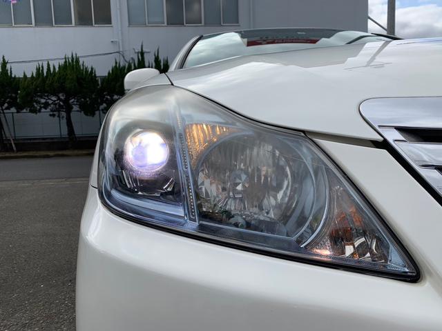 �����̑��݂�Ό��Ԃ���s�҂֒m�点����A�Â������Ƃ炵����ȂǁA��̉^�]�ŕK���d�v�ƂȂ郉�C�g�ł��B