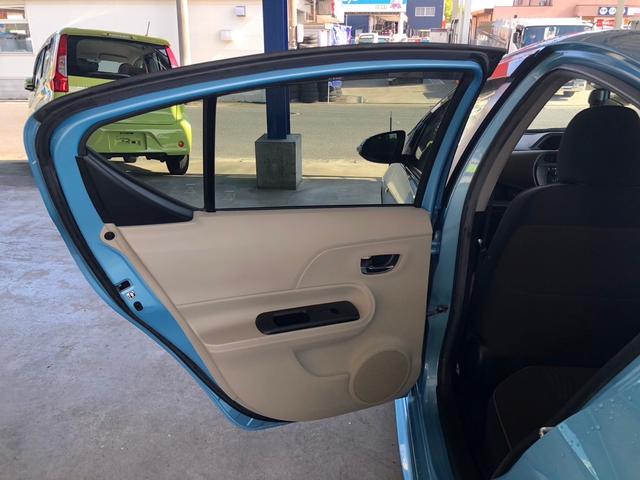 アクア Ｇ　ＥＴＣ　アルミホイール　オートライト　スマートキー　アイドリングストップ　ＣＶＴ　衝突安全ボディ　ＡＢＳ　ＥＳＣ　ＣＤ　エアコン　パワーステアリング　パワーウィンドウ（34枚目）