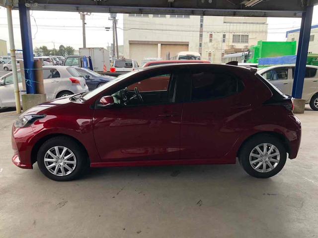 ヤリス Ｘ　ドライブレコーダー　バックカメラ　ナビ　レーンアシスト　衝突被害軽減システム　オートマチックハイビーム　オートライト　ＬＥＤヘッドランプ　キーレスエントリー　電動格納ミラー　ＣＶＴ　展示・試乗車（17枚目）